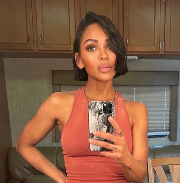 Meagan Good's super short blunt cut bob with a side part