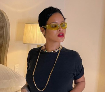 Rihanna's trending Pixie cut