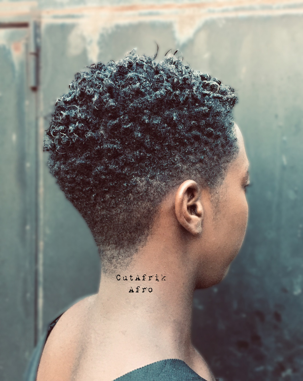 job som resultat voksenalderen How To Do a Tapered Hair Cut | CutAfrik Afro
