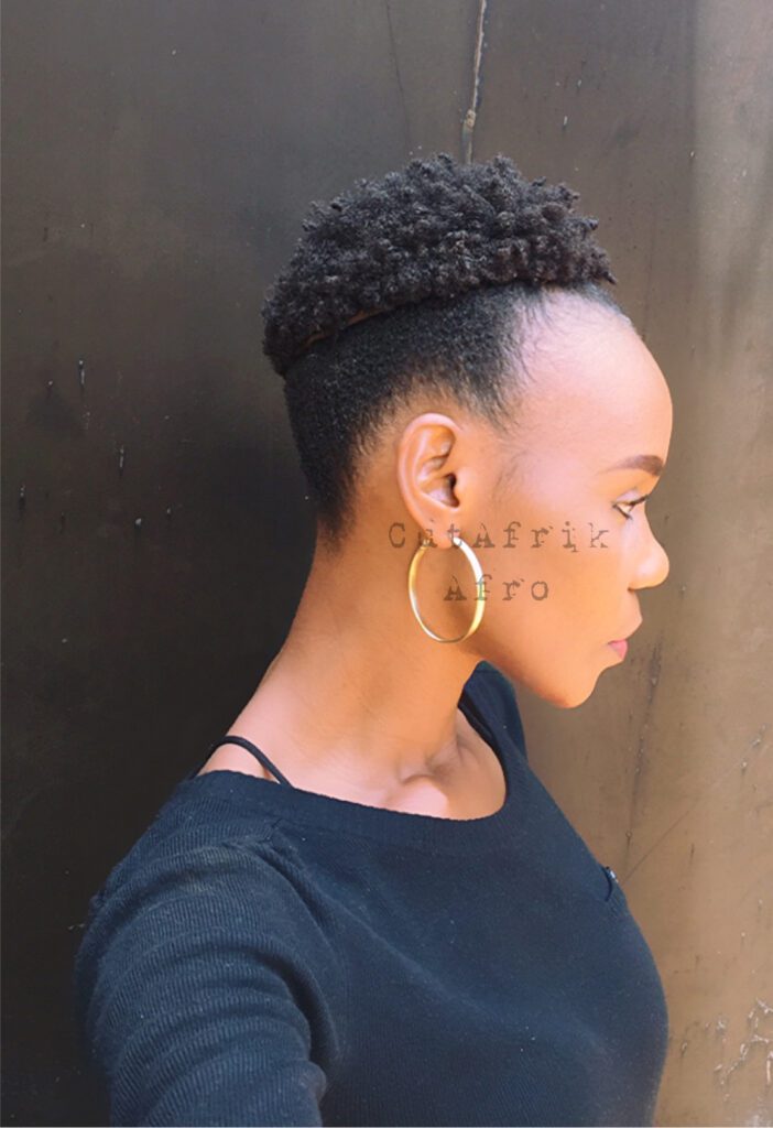 53 Cute Natural Hairstyles To Recreate in 2023 | Glamour