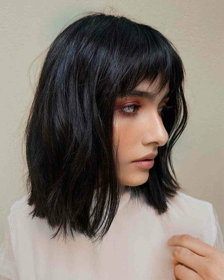 Bangs That Will Slim Your Round Face Shape With Photos